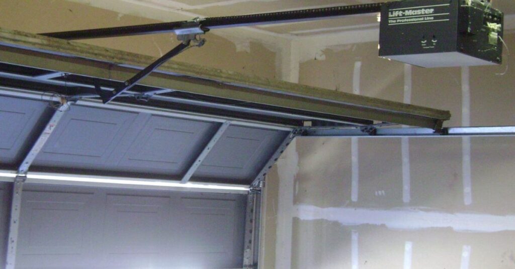 GARAGE DOOR REPLACEMENT LAS VEGAS